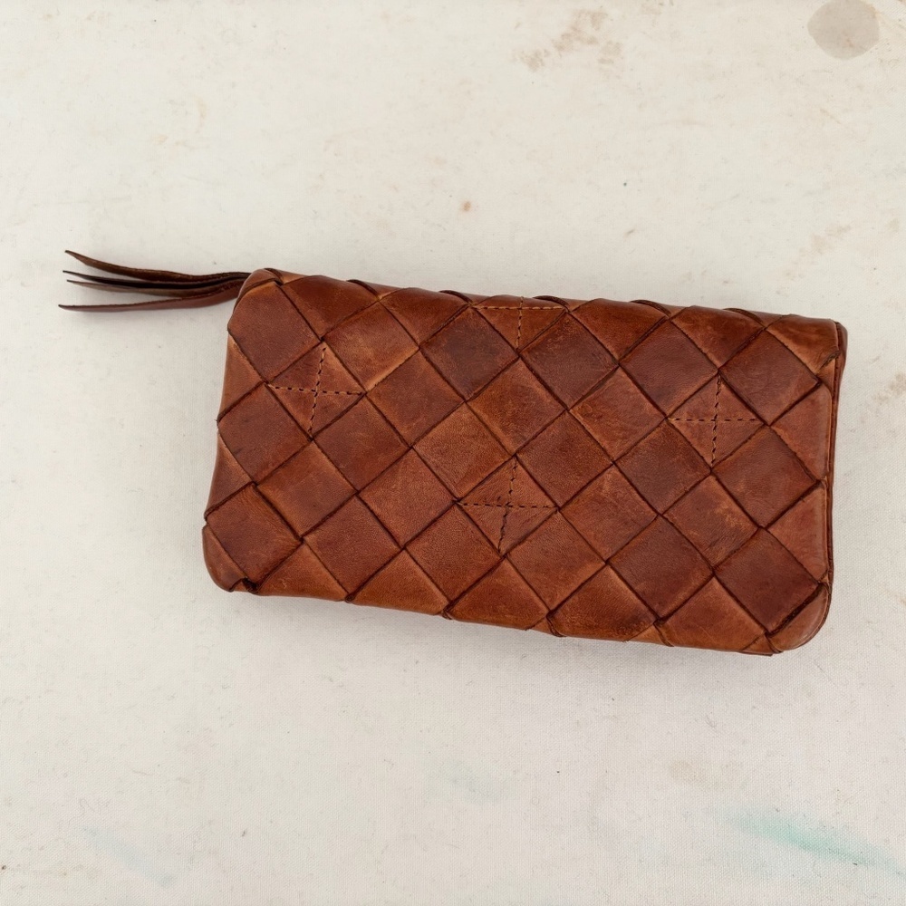Vilenca Holland Woven Distressed Cognac Bifold Continental Wallet
